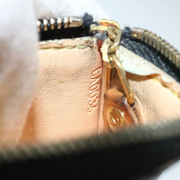 LOUIS VUITTON Pochette Cles Wallet - Picture 6 of 16